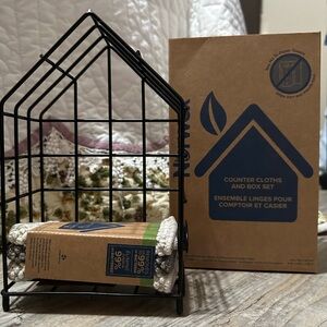 NORWEX Black Wire House with Counter Cloths